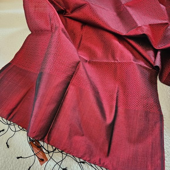 100% handwoven silk wrap Cambodia - Picture 4 of 9